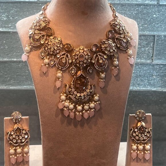 Kundan Polki Choker Necklace Set: Indian Bridal Jewelry with Pearl Drops - Picture 14 of 16